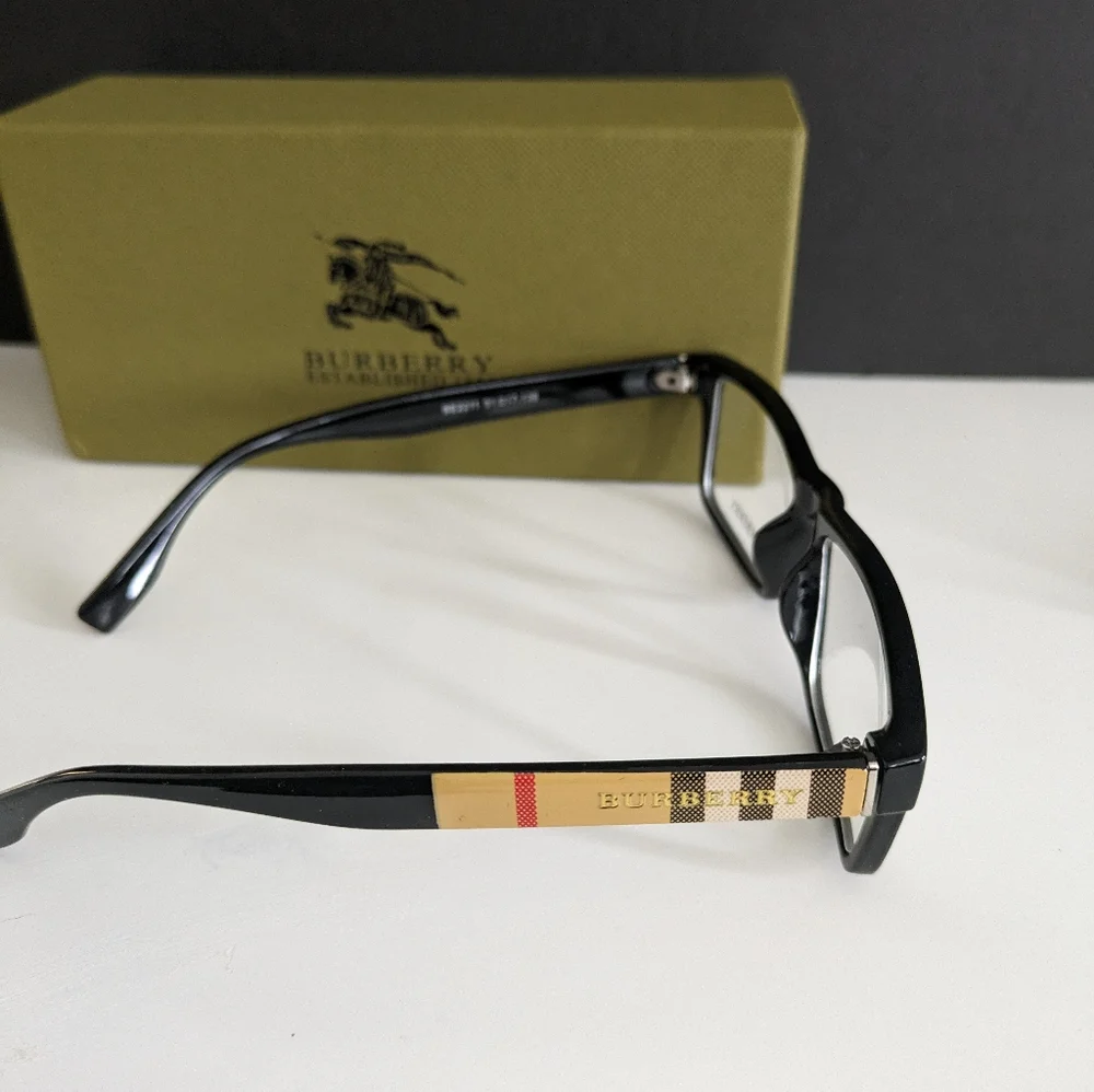 Burberry Glasses - Picture 3 of 6